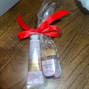 Bath & Body Works Champagne Toast Hand Care Duo - Red Ribbon
